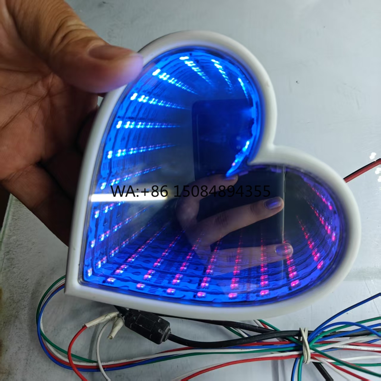 Decorative Mirror - Dekorasi Dinding Cermin Infinity 3D Multi-Warna